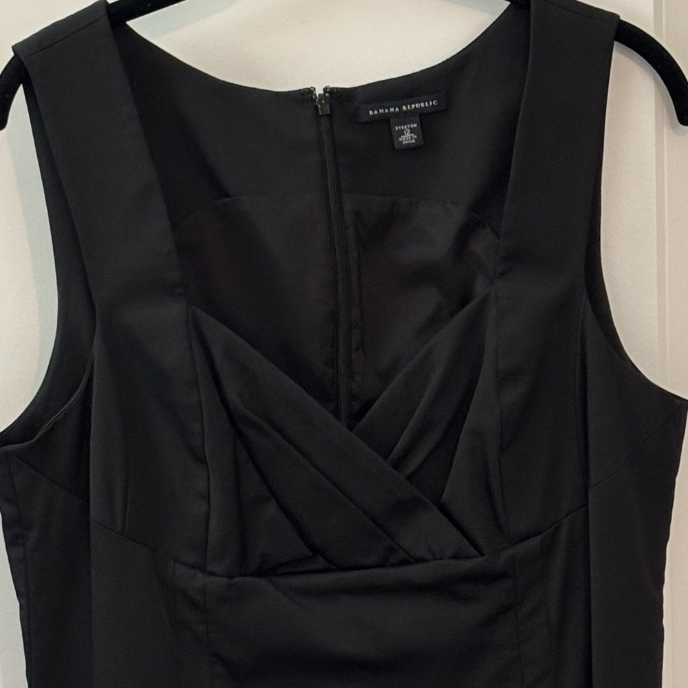 Banana Republic Black Sleeveless Midi Sheath Dress, size large. - Picture 3 of 6